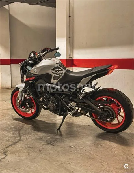 Yamaha MT-09 7600 € 2019 Córdoba - 2