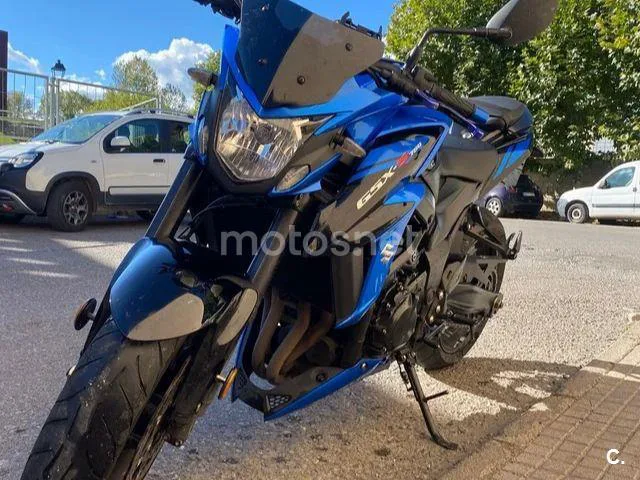 Suzuki GSX-S750 - Vista 4