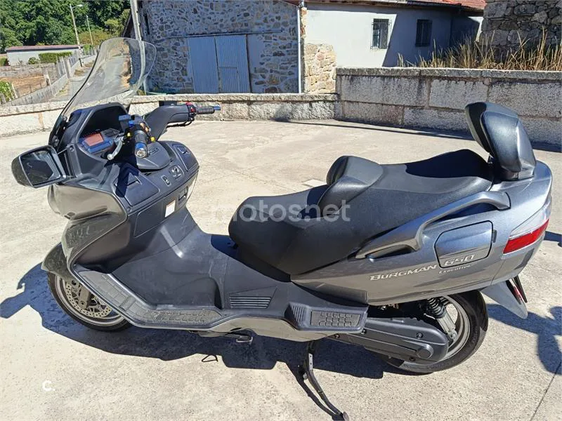 Suzuki Burgman 650 Executive 5500 € 2010 Ourense - 1