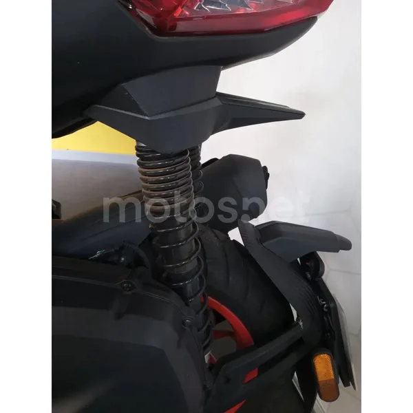 Aprilia SR GT 125 - Vista 24