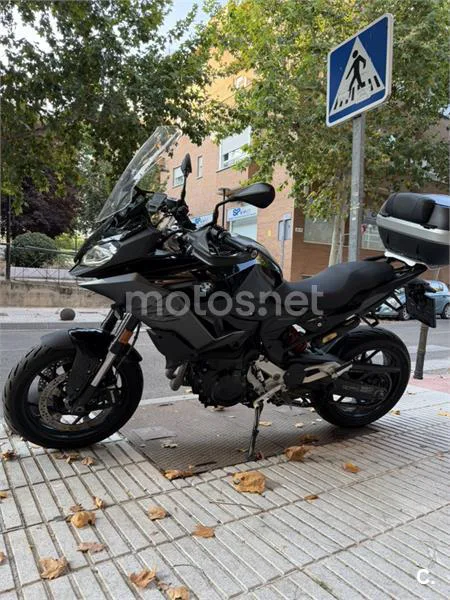 BMW F 900 XR - Vista 5