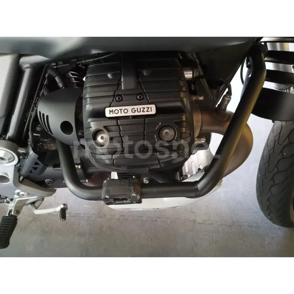Moto Guzzi V85 TT - Vista 6