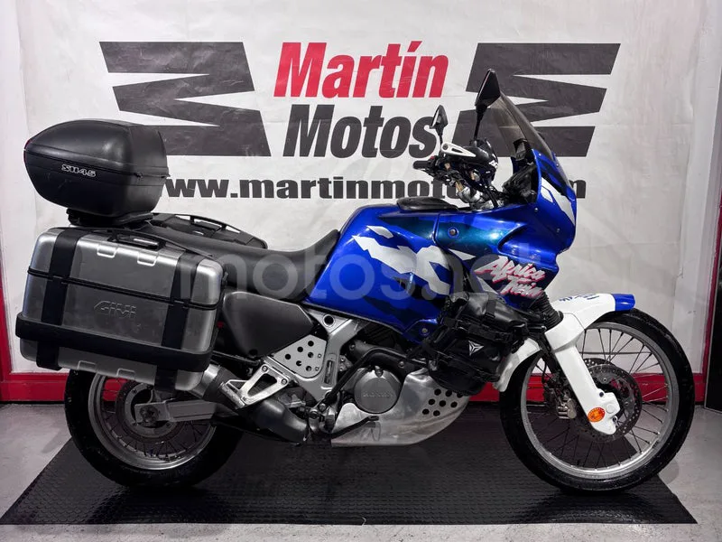 Honda XRV750 Africa Twin 4995 € 1999 Navarra - 2