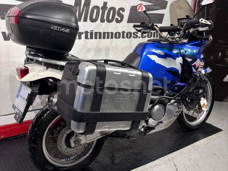 Honda XRV750 Africa Twin - Vista 3
