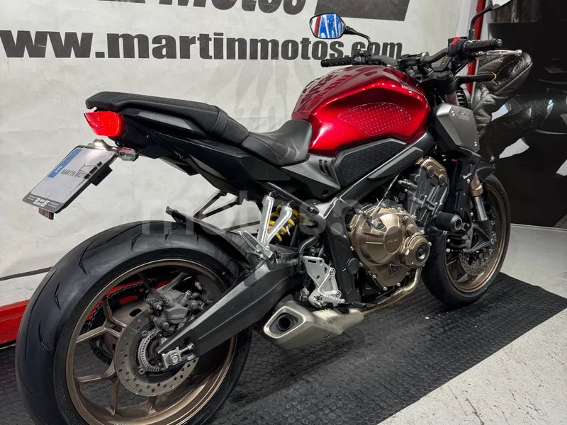 Honda CB650R - Vista 3