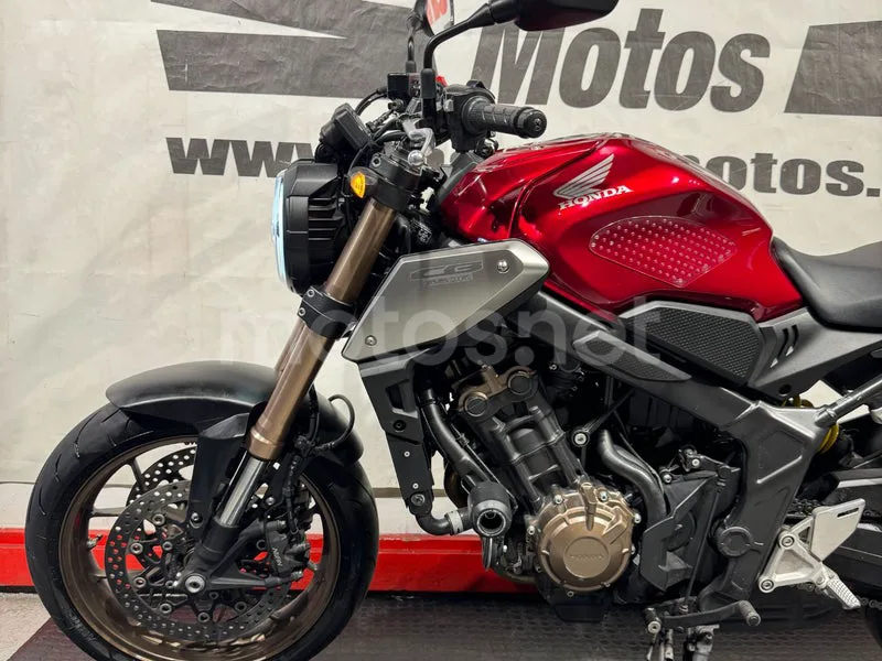Honda CB650R - Vista 7
