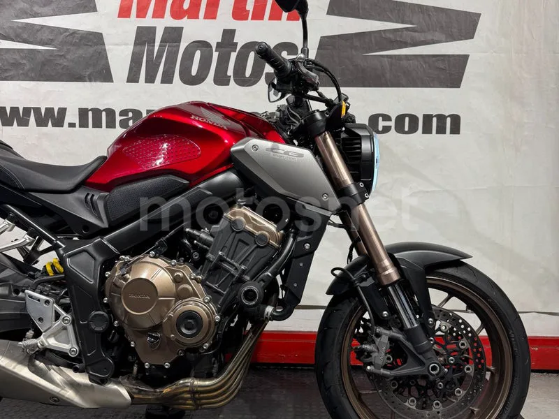 Honda CB650R - Vista 10