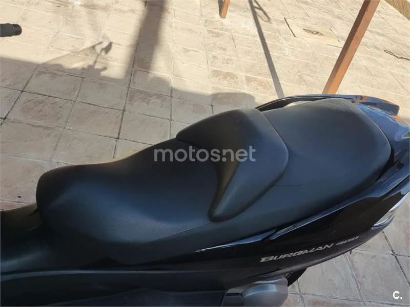 Suzuki Burgman 400 - Vista 3