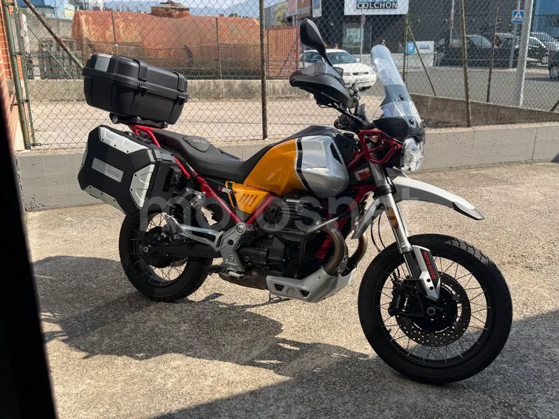Moto Guzzi V85 TT - Vista 6