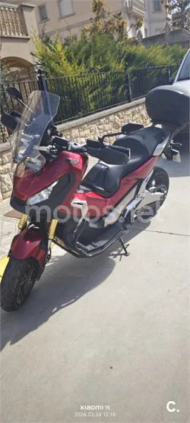 Honda X-ADV - Vista 7