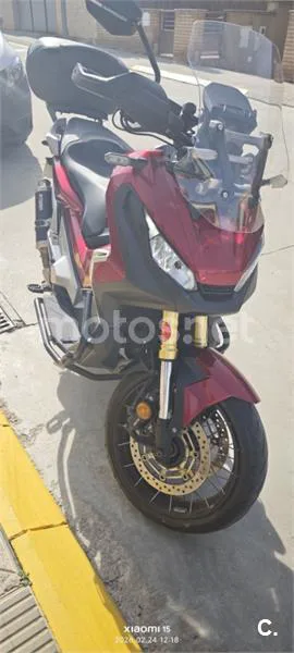 Honda X-ADV - Vista 8