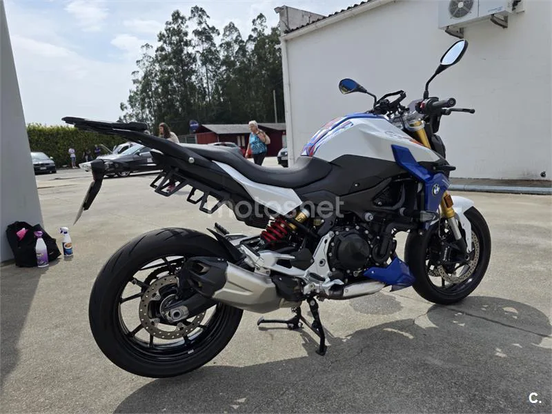 BMW F 900 R - Vista 4