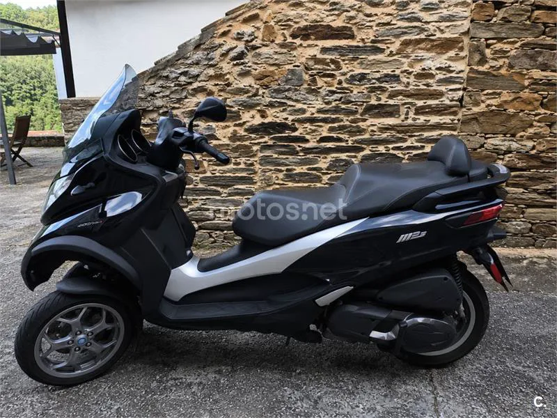 Piaggio MP3 - Vista 2