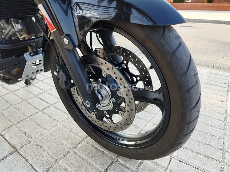 Suzuki V-Strom 650 - Vista 11