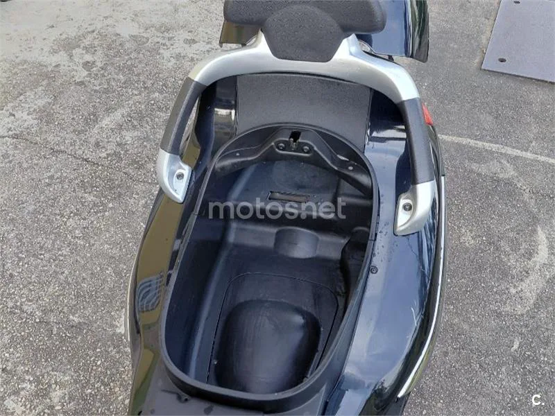 Piaggio XEvo 125 - Vista 5