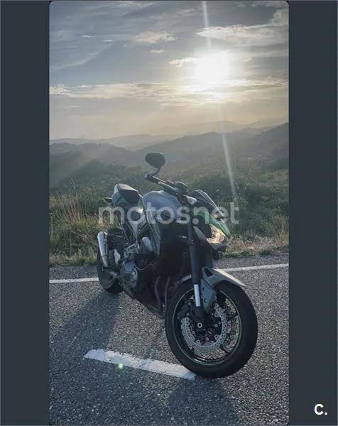 Kawasaki Z900 - Vista 3