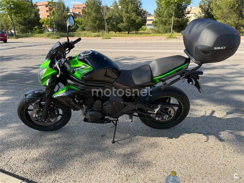 Kawasaki ER-6n - Vista 3