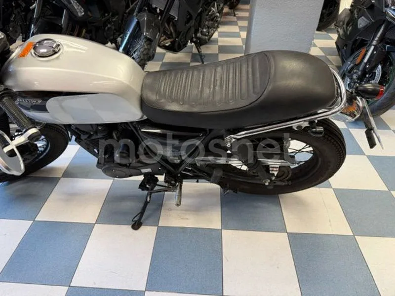 Brixton Sunray 125 - Vista 15