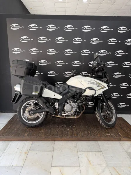 Suzuki V-Strom 650 3699 € 2011 Málaga - 1