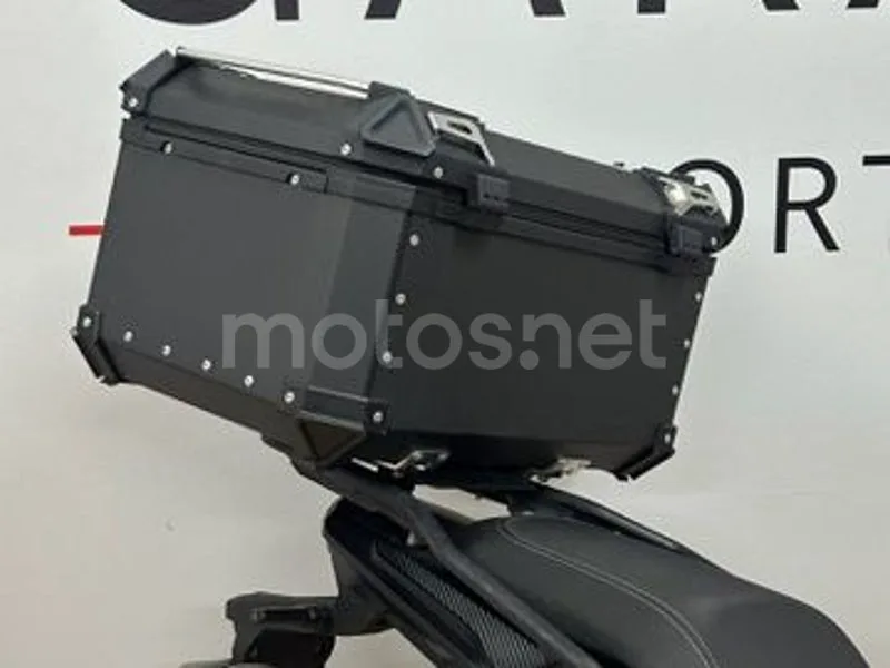 Voge 900DSX - Vista 25