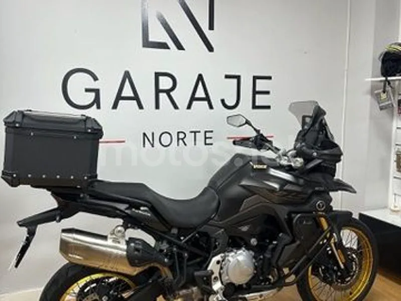 Voge 900DSX - Vista 31