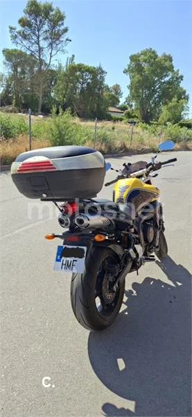 Yamaha FZ6 S2 - Vista 3