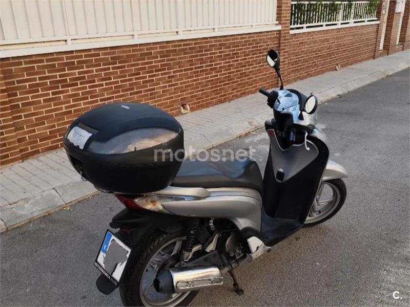 Honda SH125i - Vista 6