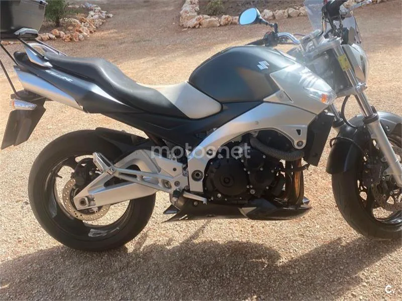 Suzuki GSR600 - Vista 3