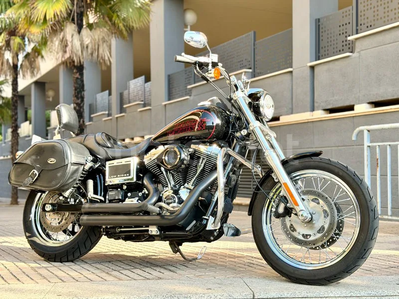 Harley-Davidson Dyna Low Rider - Vista 35