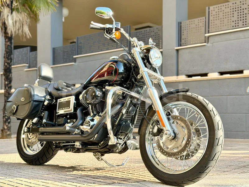 Harley-Davidson Dyna Low Rider - Vista 38