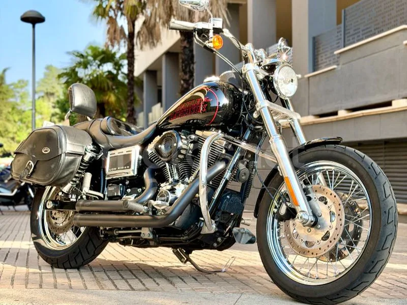 Harley-Davidson Dyna Low Rider - Vista 43