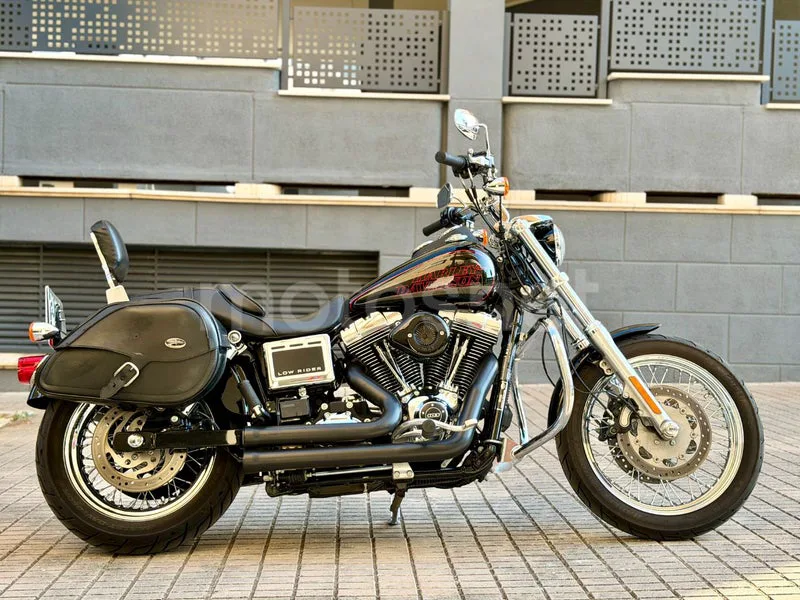 Harley-Davidson Dyna Low Rider - Vista 47