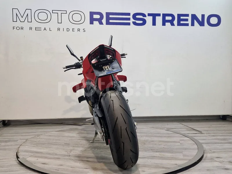 Ducati Streetfighter V4 - Vista 8
