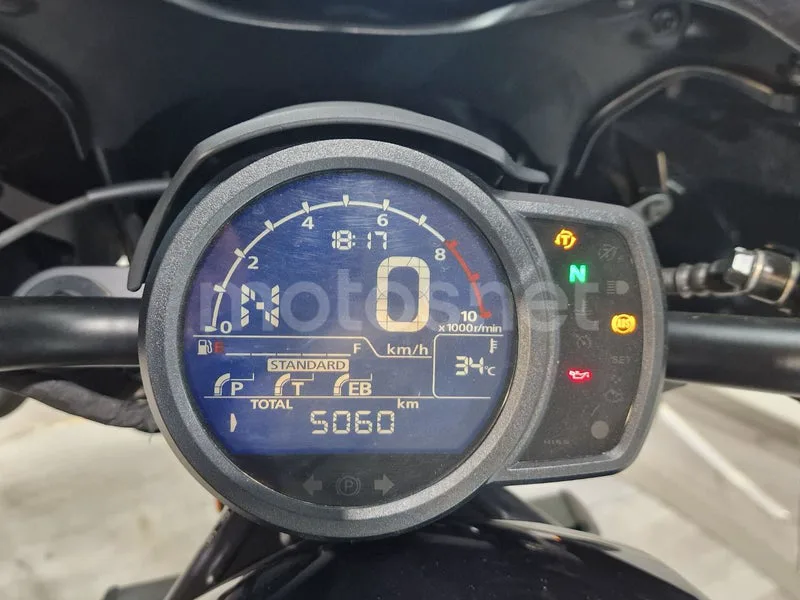Honda Rebel 1100 - Vista 9