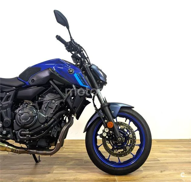 Yamaha MT-07 - Vista 4