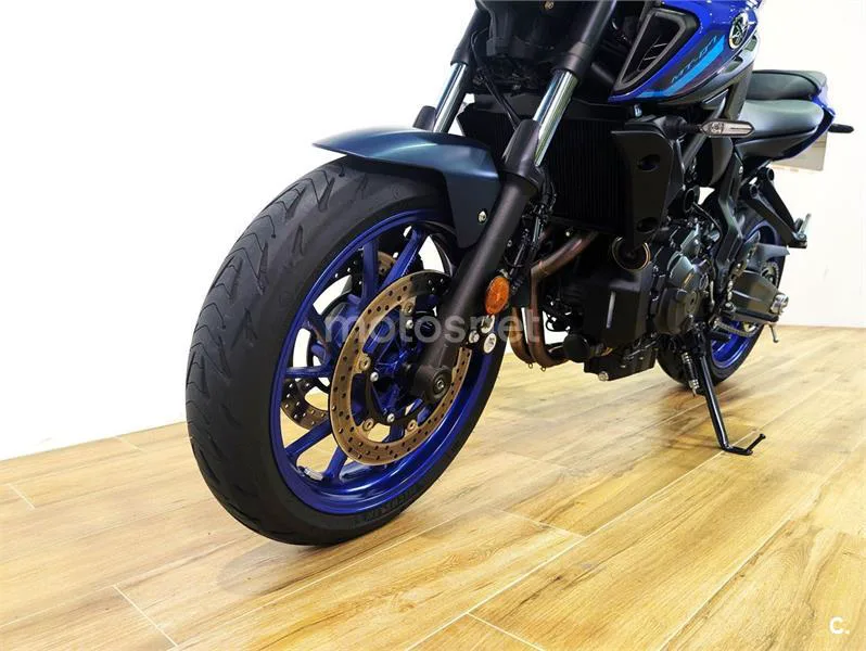 Yamaha MT-07 - Vista 6