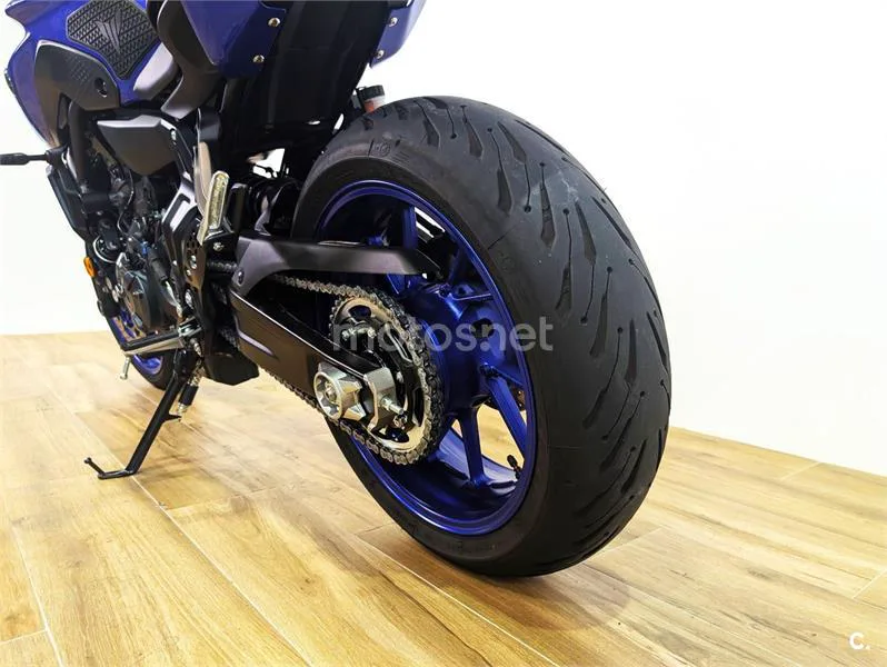 Yamaha MT-07 - Vista 10