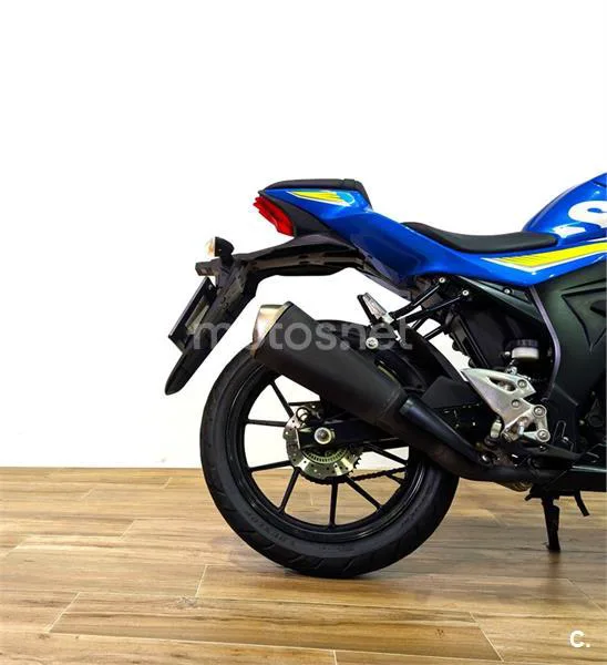 Suzuki GSX-S125 - Vista 3