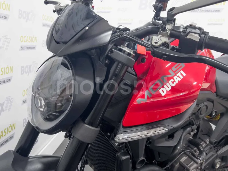 Ducati Monster - Vista 16