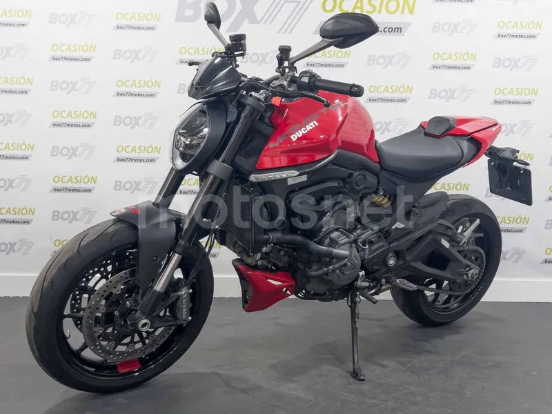 Ducati Monster - Vista 3