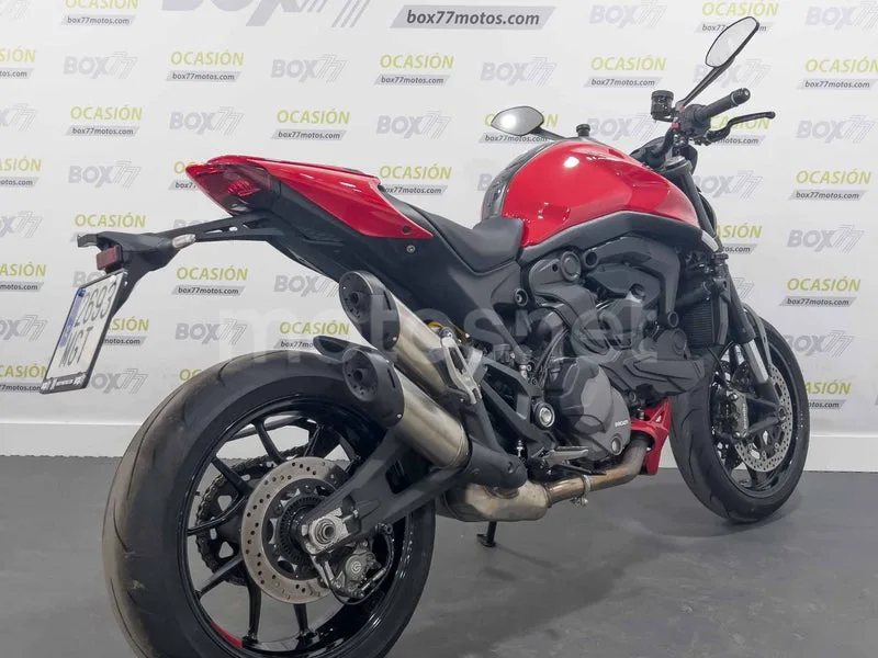Ducati Monster - Vista 5