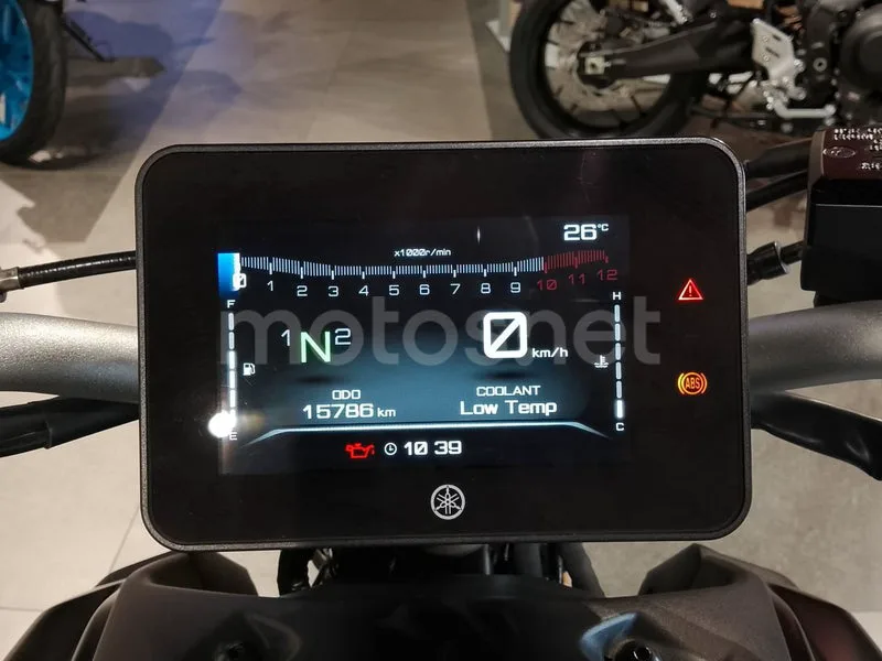 Yamaha MT-07 - Vista 3
