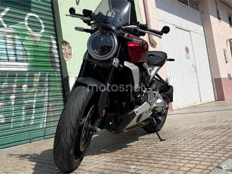 Honda CB1000R - Vista 3