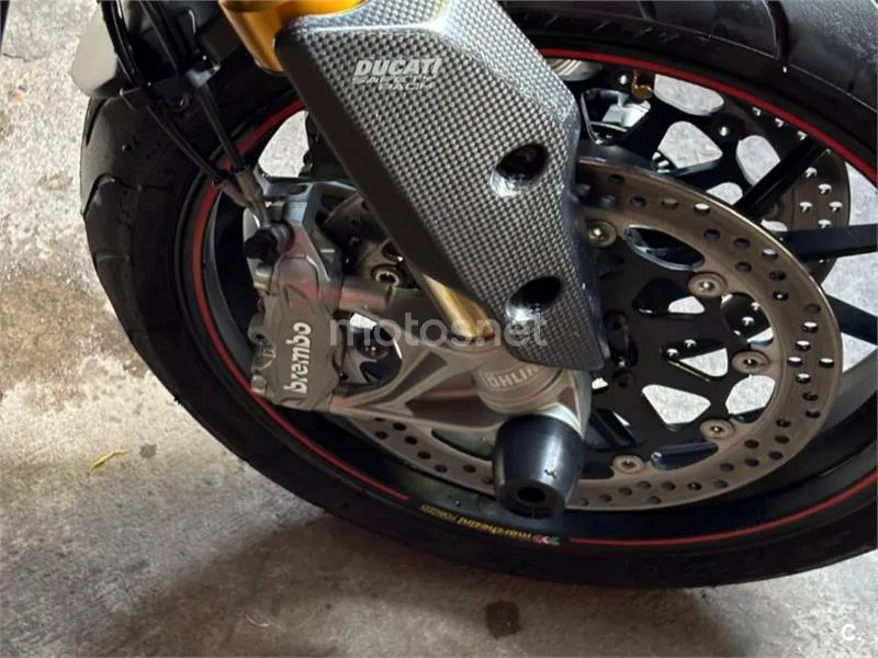 Ducati Hypermotard - Vista 11