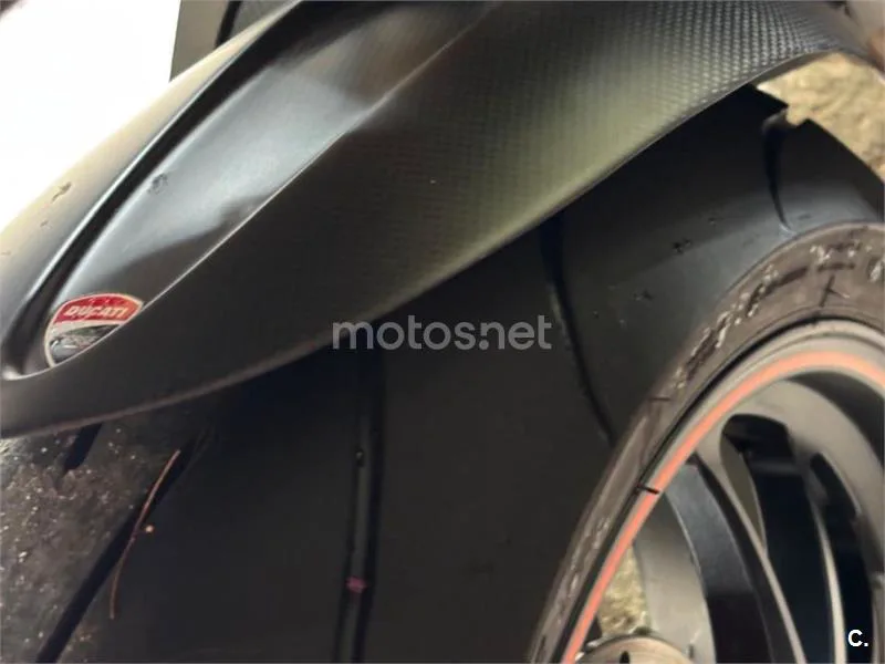 Ducati Hypermotard - Vista 16