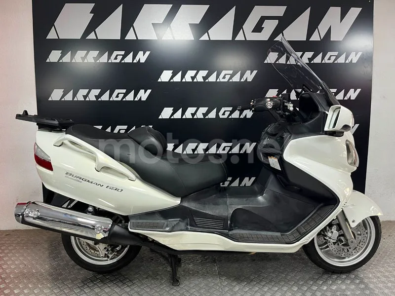 Suzuki Burgman 650 Executive 3590 € 2013 Madrid - 1