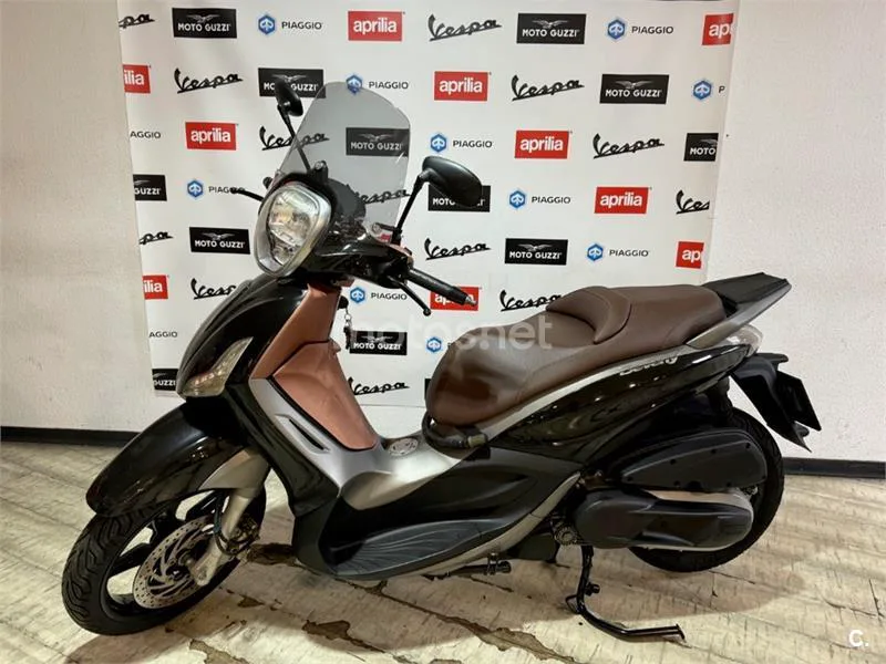 Piaggio Beverly Sport Touring 350 2500 € 2015 Madrid - 1