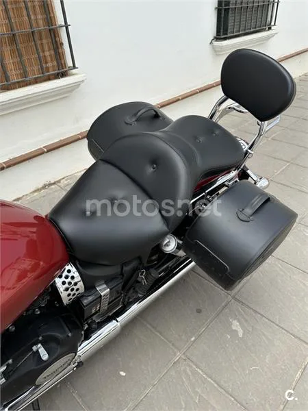 Triumph Speedmaster - Vista 7