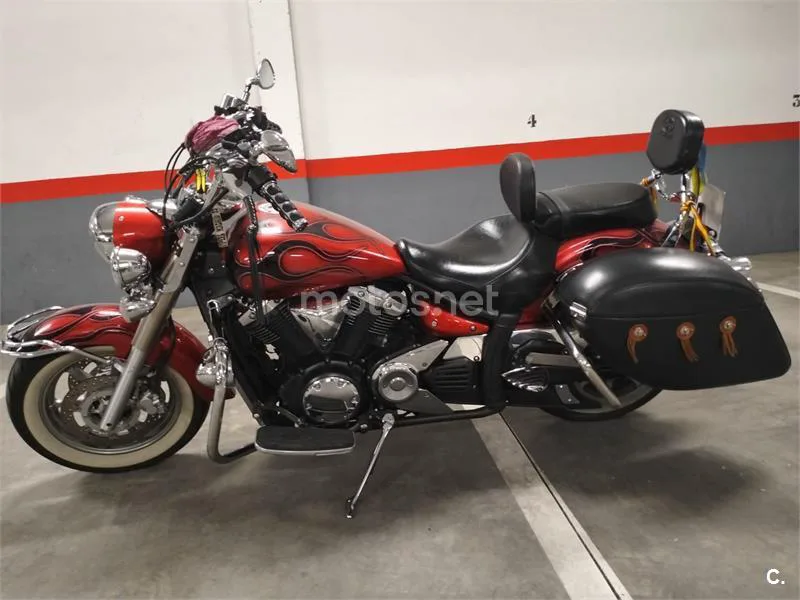 Yamaha XVS1300A Midnight Star - Vista 5