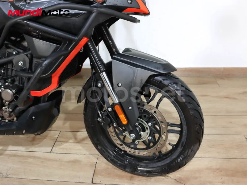 Voge 300DS - Vista 23